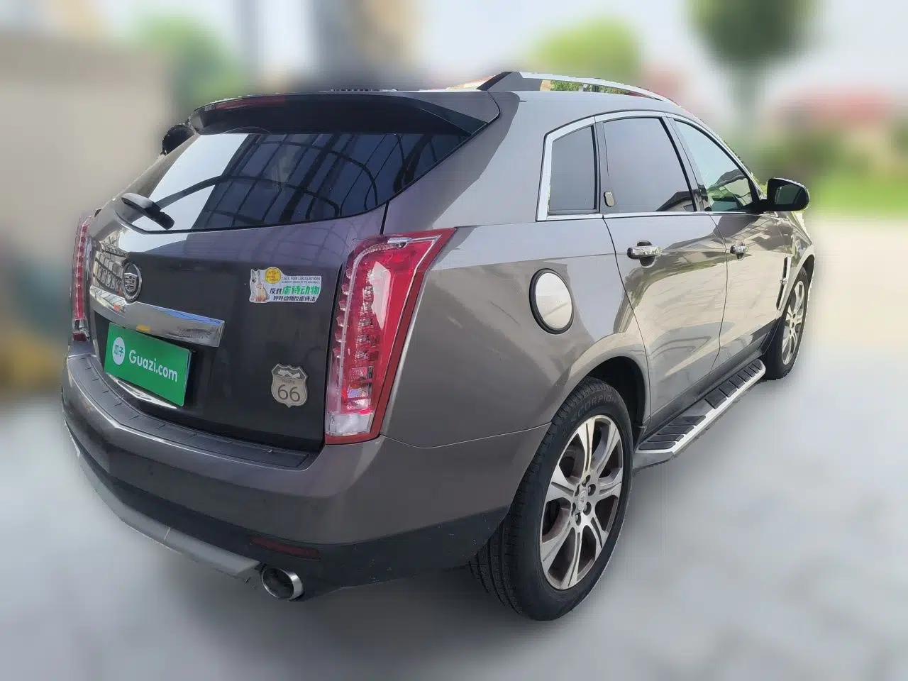 Cadillac SRX 2012 3.0L Leading Model — миниатюра 6