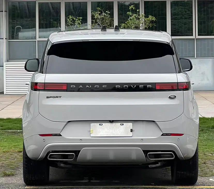 Land Rover Range Sport 2023 400PS Dynamic SE — миниатюра 6