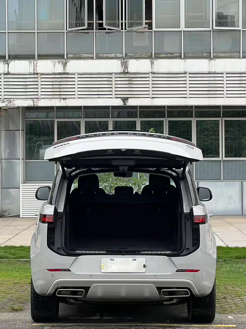Land Rover Range Sport 2023 400PS Dynamic SE — миниатюра 10