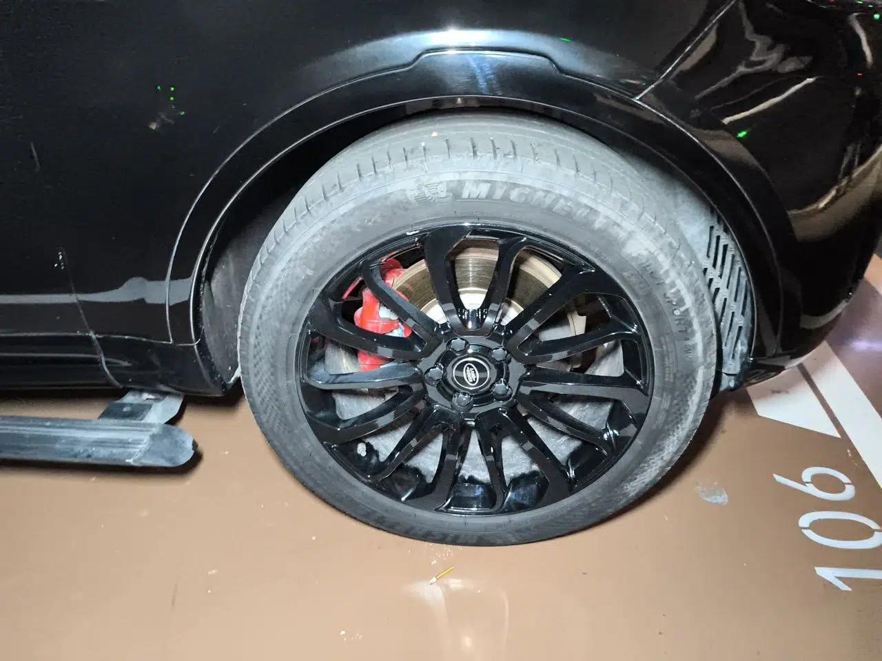 Land Rover Discovery 2017 3.0 SC V6 SE — миниатюра 8