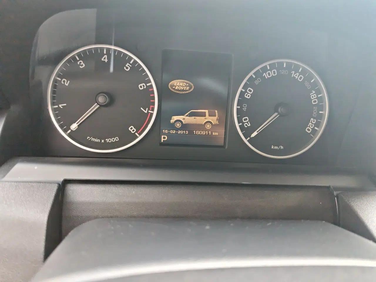 Land Rover Discovery 2014 3.0 SC V6 HSE — миниатюра 12