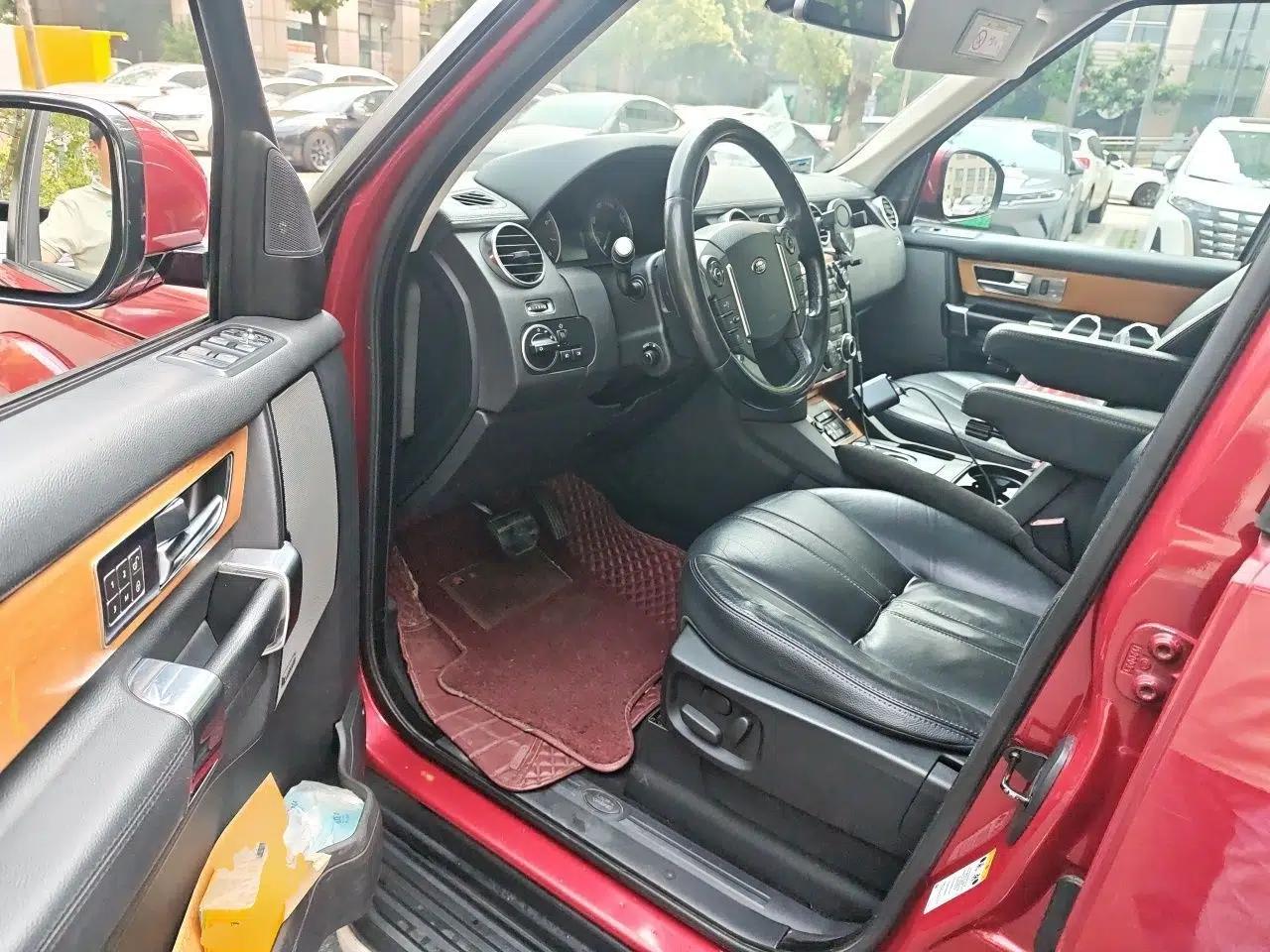 Land Rover Discovery 2014 3.0 SC V6 HSE — миниатюра 16