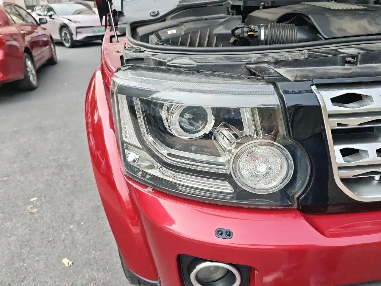 Land Rover Discovery 2014 3.0 SC V6 HSE — миниатюра 7
