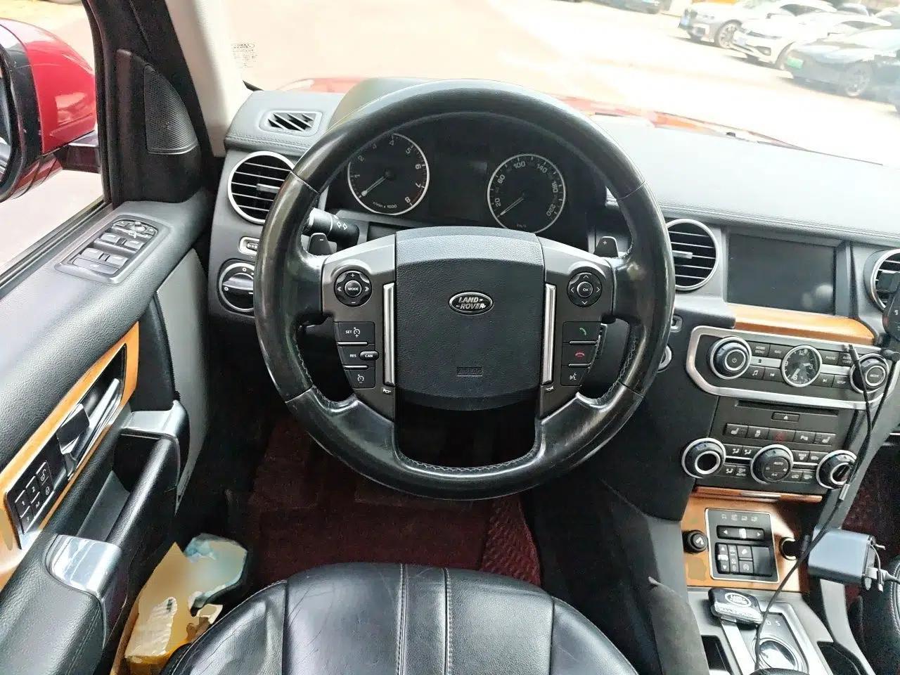 Land Rover Discovery 2014 3.0 SC V6 HSE — миниатюра 10
