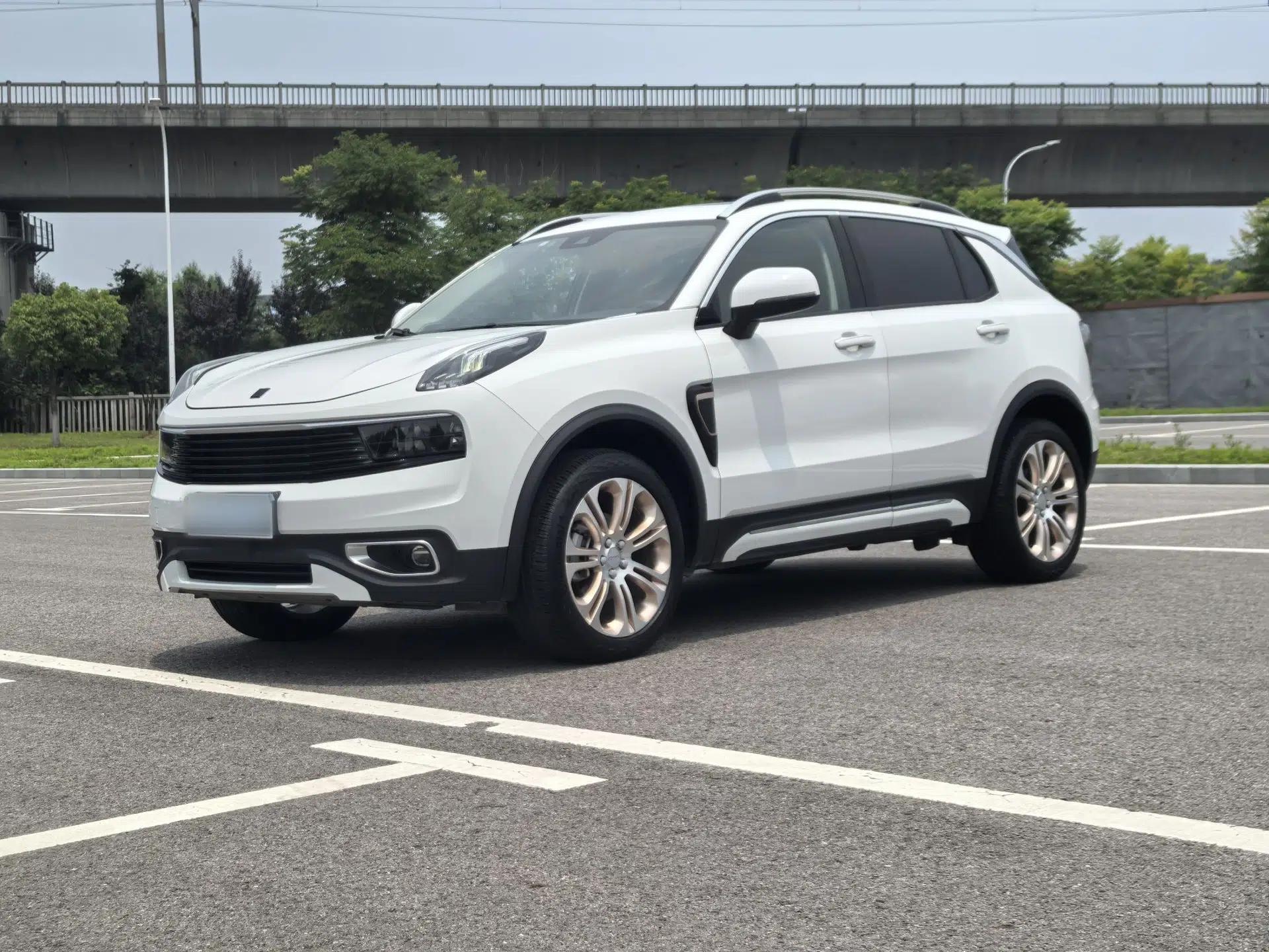 Lynk & Co 01 2017 2.0T Two-Wheel Drive Pro Edition — миниатюра 2