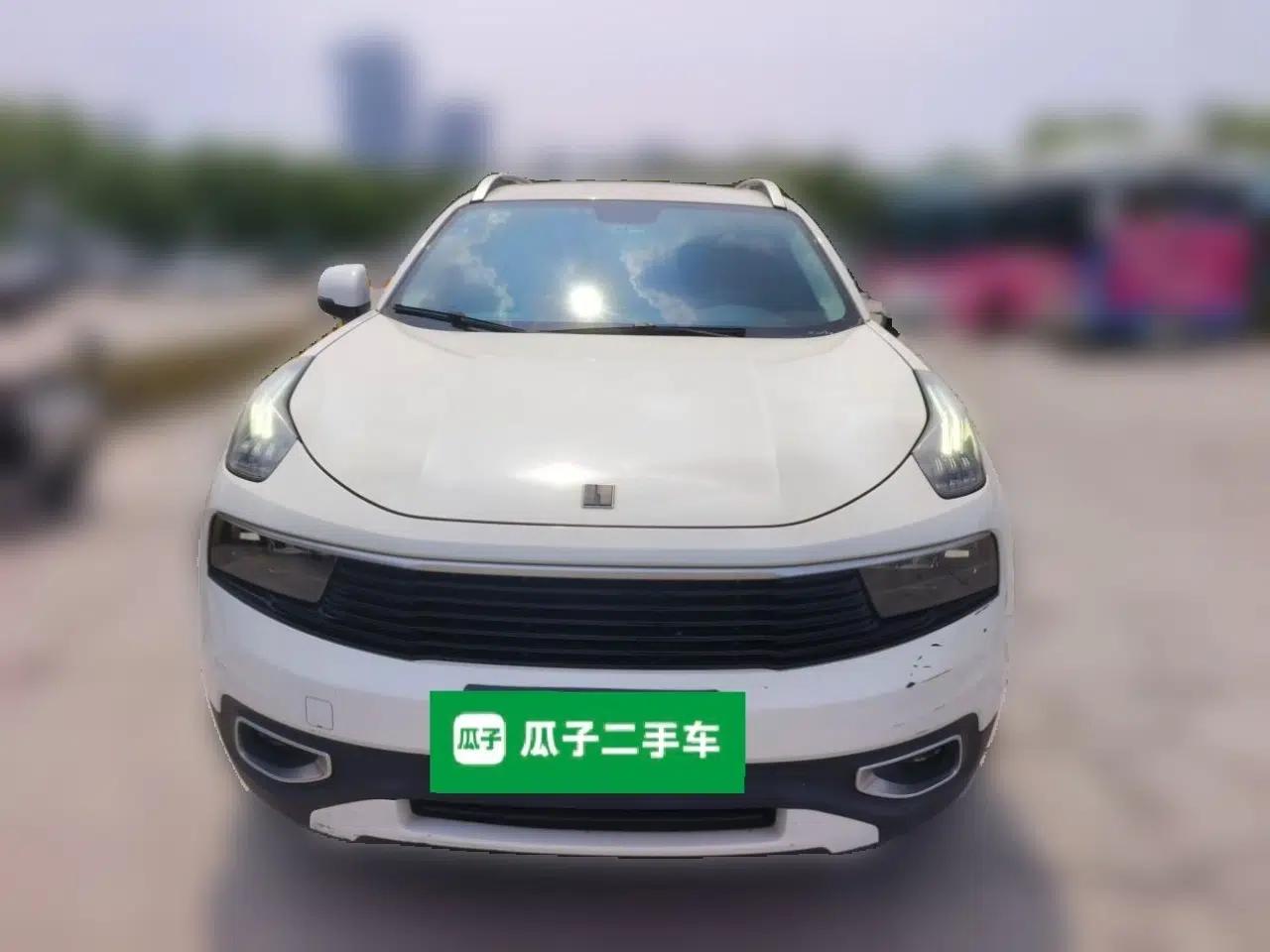 Lynk & Co 01 2018 2.0T Two-Wheel-Drive + Version — миниатюра 2