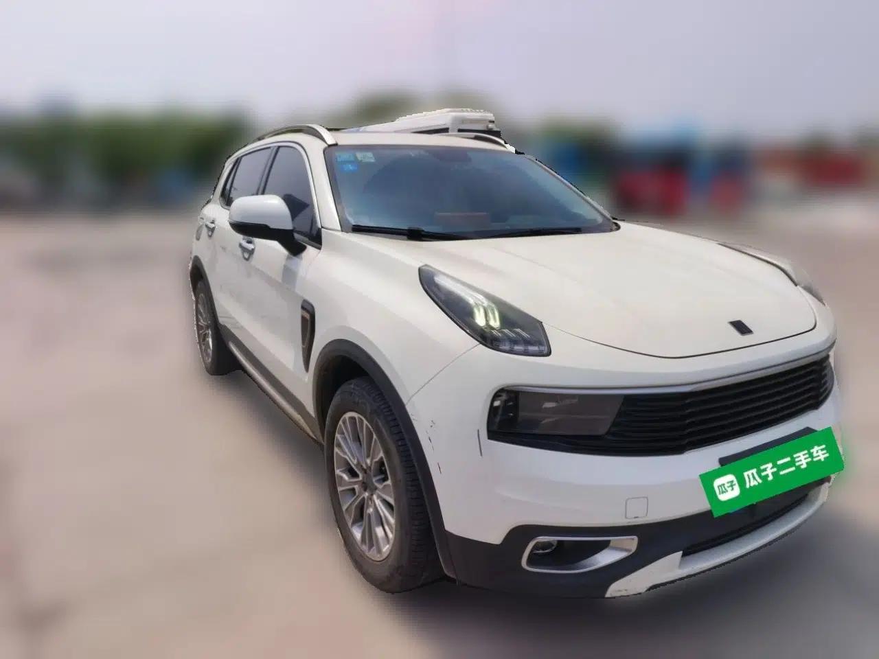Lynk & Co 01 2018 2.0T Two-Wheel-Drive + Version — миниатюра 3