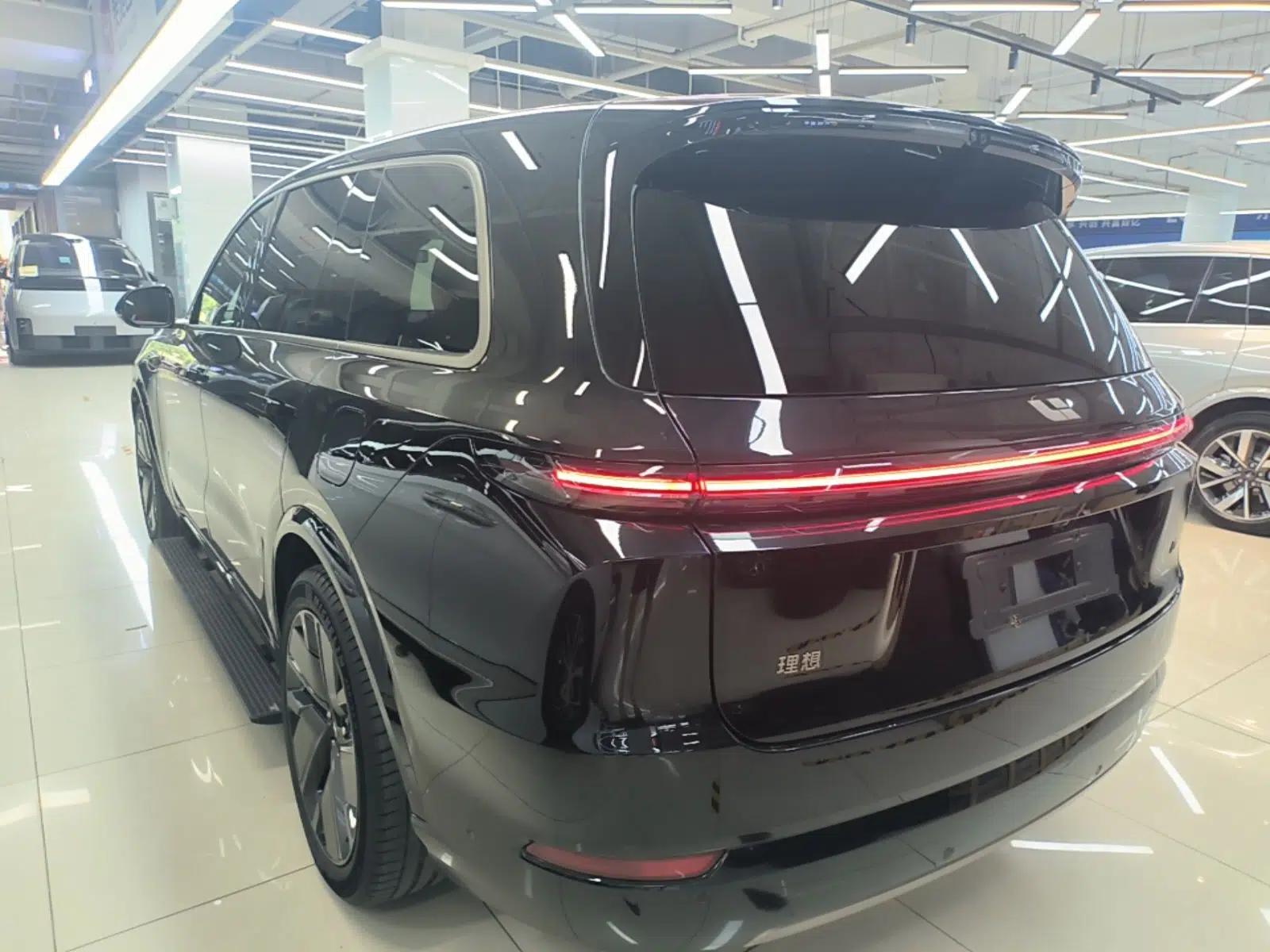 Li Auto L9 2025 Ultra Smart Refreshed Edition — миниатюра 4