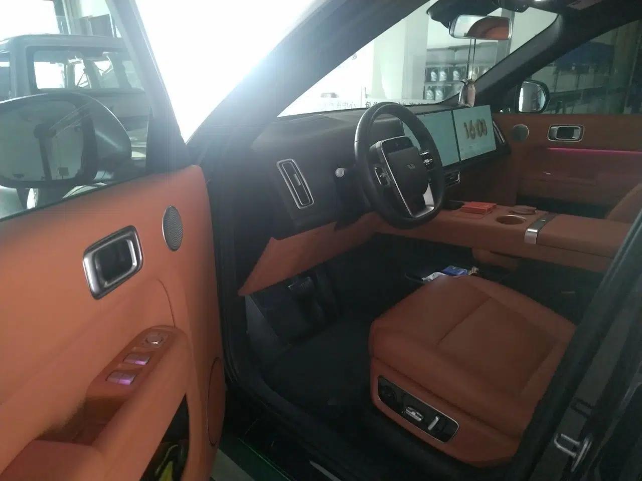 Li Auto L9 2024 Pro Model — миниатюра 16