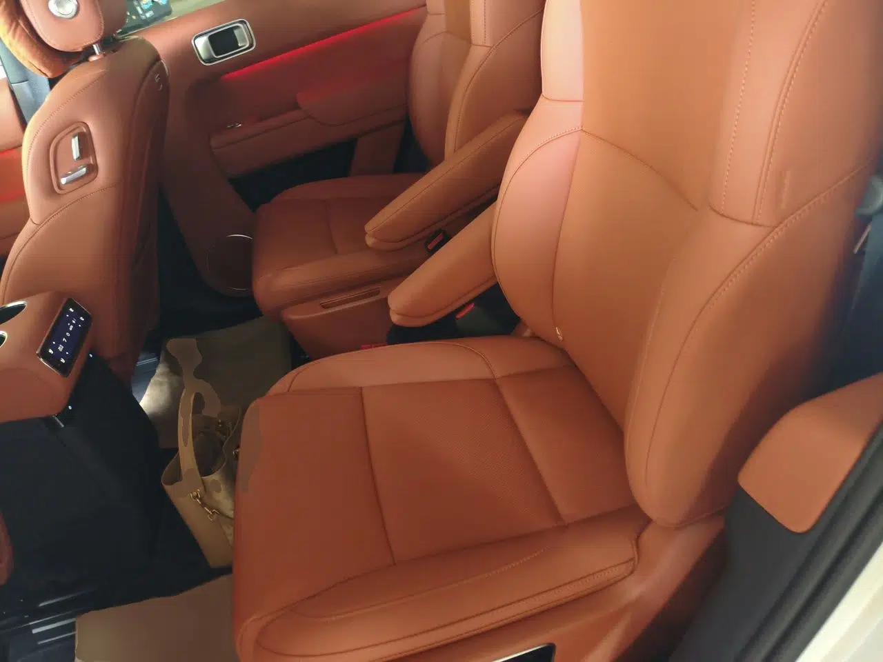Li Auto L8 2025 Max Smart Refresh Edition — миниатюра 17