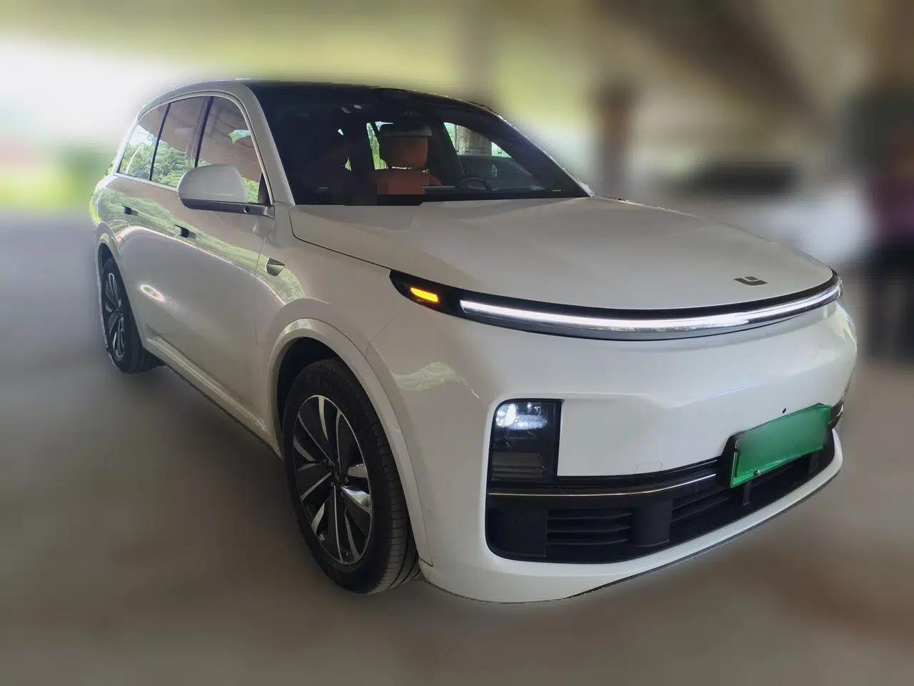Li Auto L8 2025 Max Smart Refresh Edition — миниатюра 3