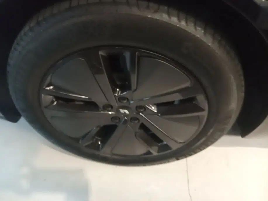 Li Auto L8 2024 Pro Model — миниатюра 10
