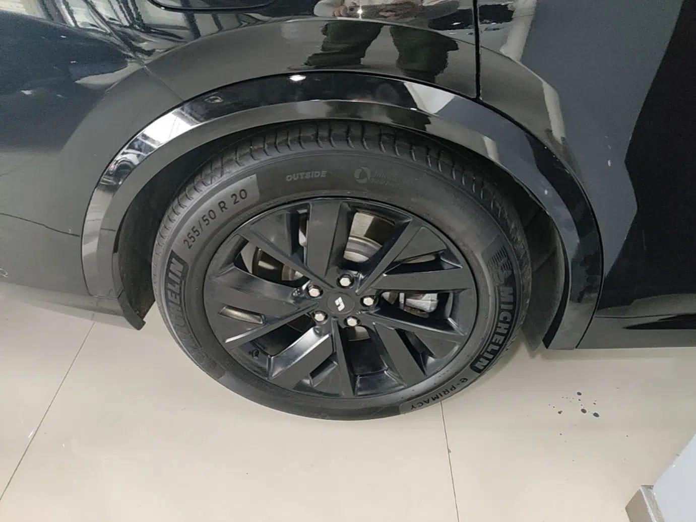 Li Auto L8 2023 Pro Model — миниатюра 11