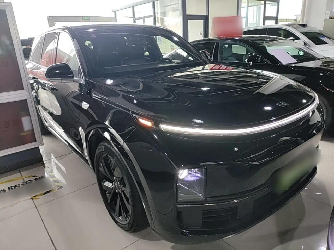 Li Auto L8 2023 Pro Model — миниатюра 3