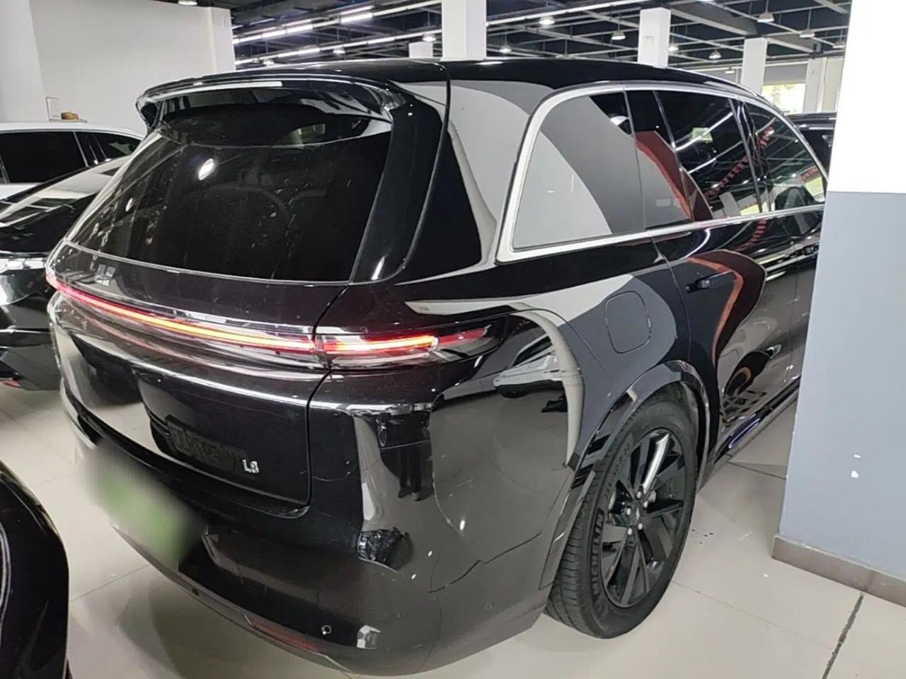 Li Auto L8 2023 Pro Model — миниатюра 6