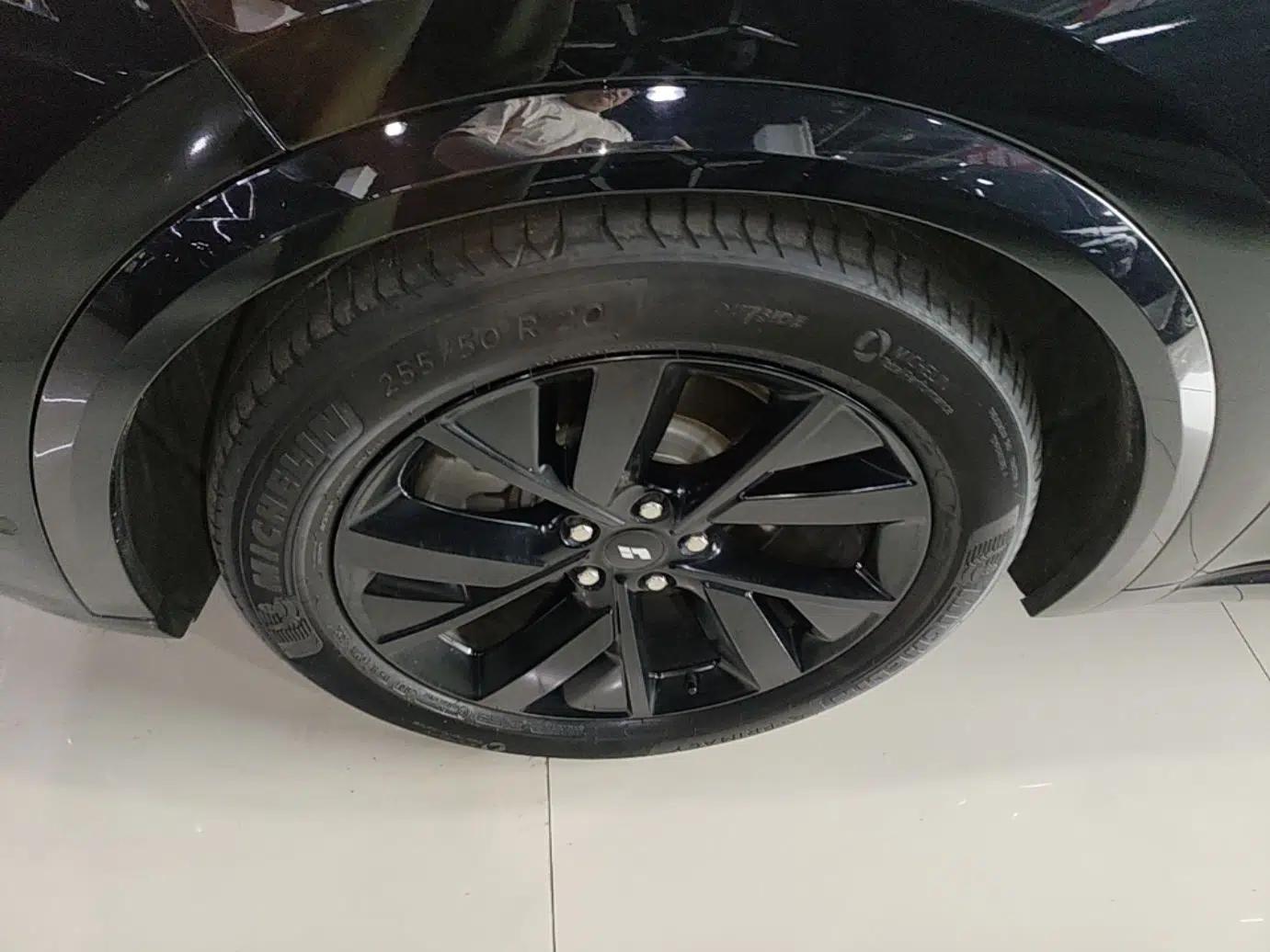 Li Auto L8 2023 Pro Model — миниатюра 10