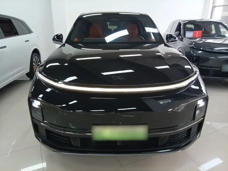 Li Auto L8 2023 Pro Model — миниатюра 2