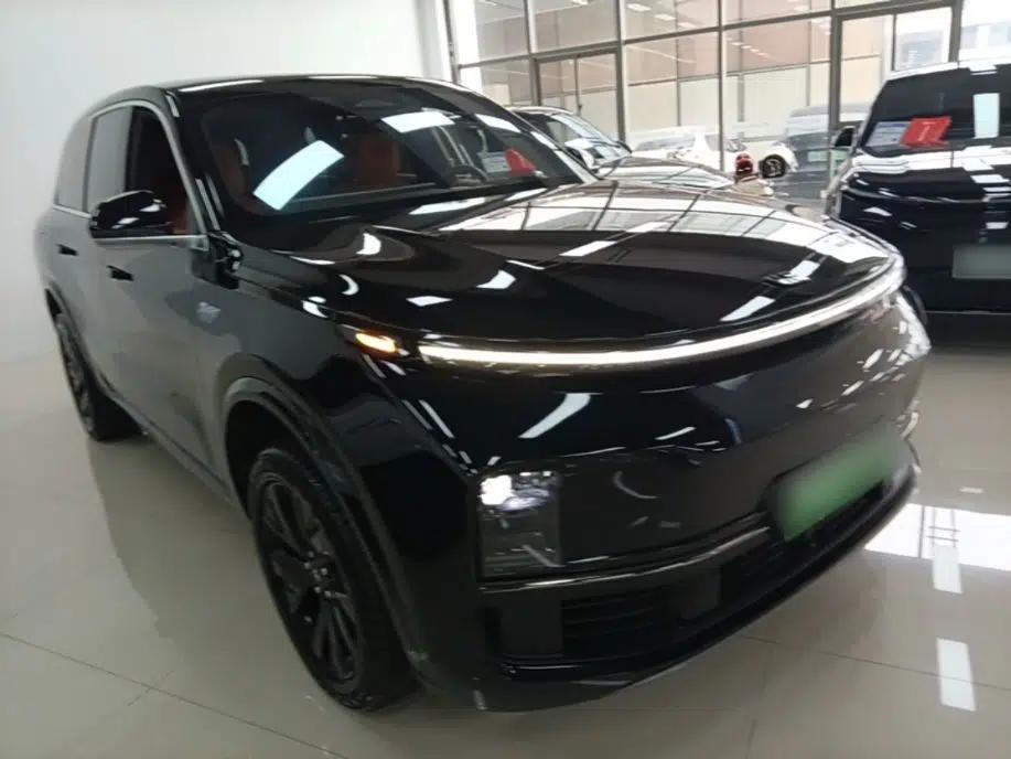 Li Auto L8 2023 Pro Model — миниатюра 3
