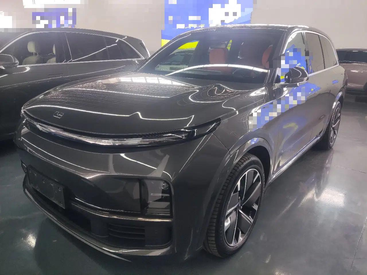 Li Auto L8 2025 Max Smart Refresh Edition — миниатюра 1