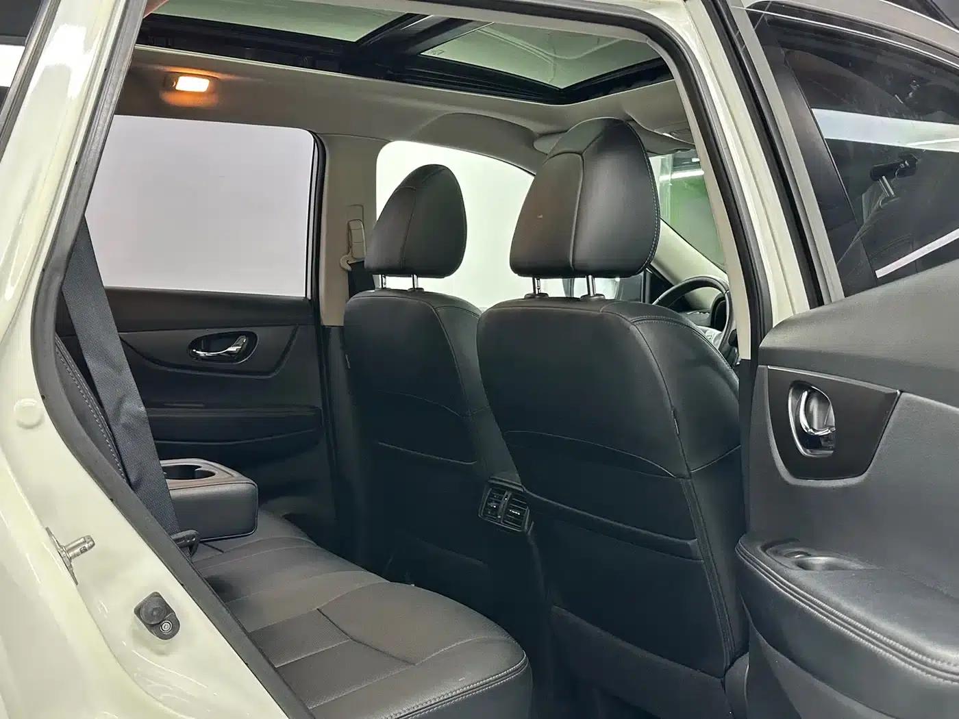 Nissan X-Trail 2014 2.0L CVT Smart Edition 2WD — миниатюра 14