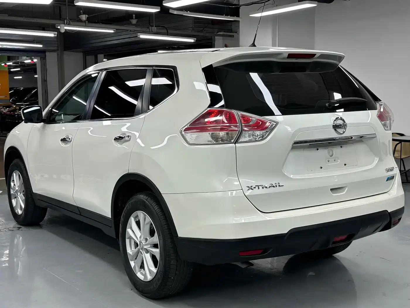 Nissan X-Trail 2014 2.0L CVT Smart Edition 2WD — миниатюра 4