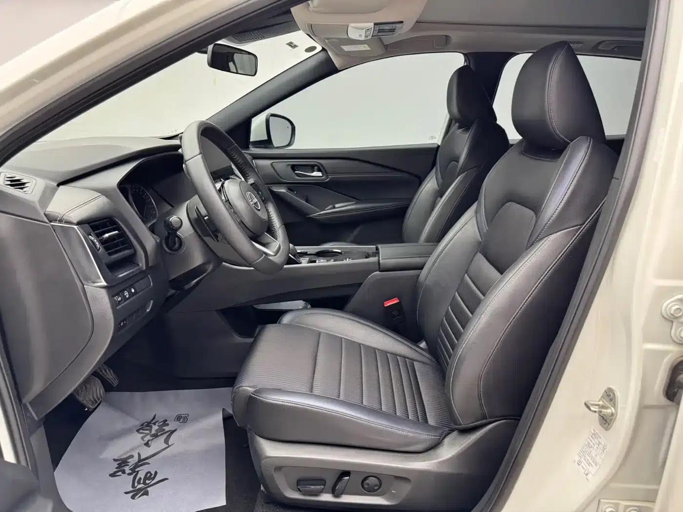 Nissan Qashqai 2023 1.3T CVT Luxury Edition — миниатюра 6