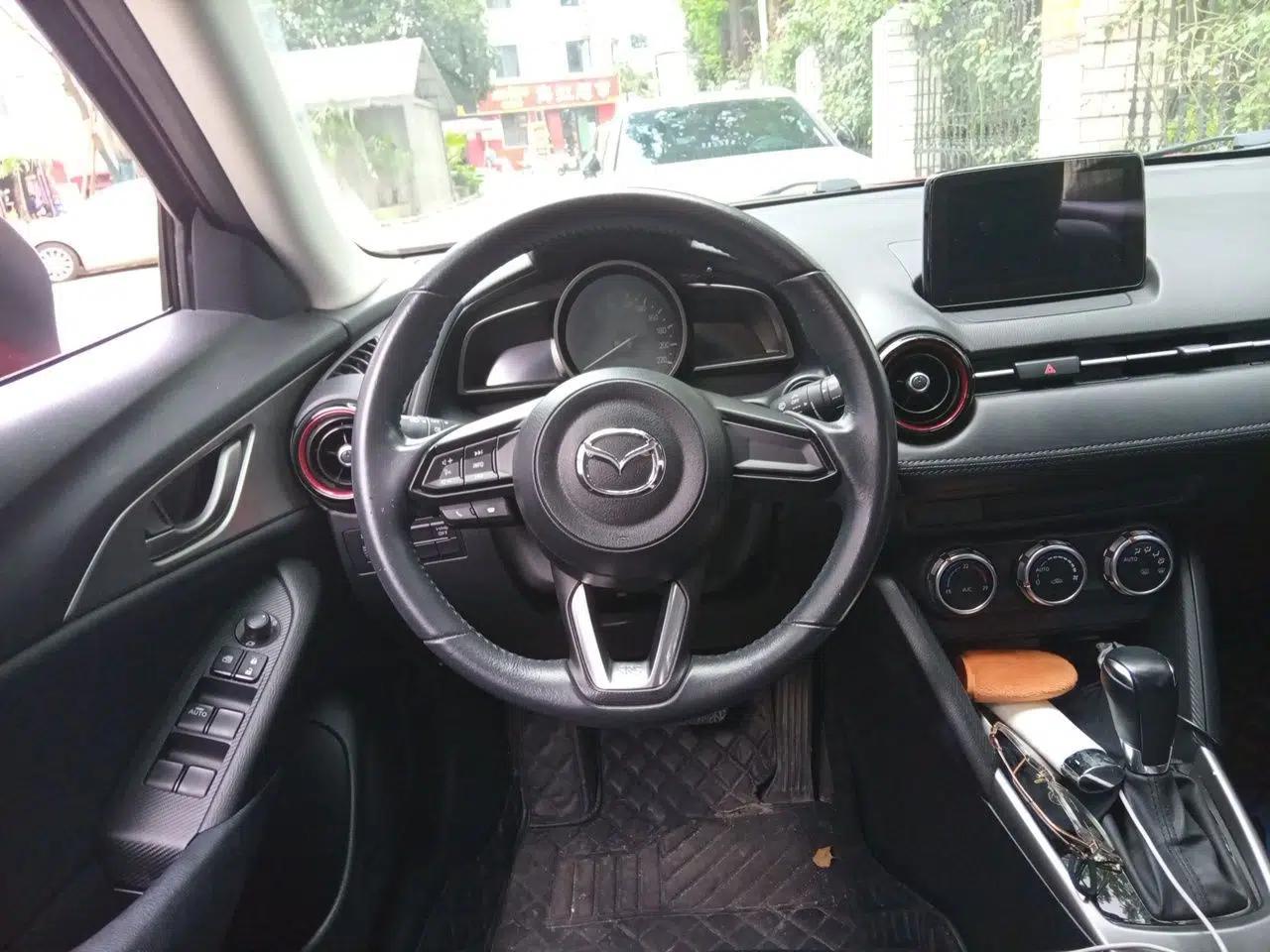 Mazda CX-3 2018 2.0L Automatic Luxury Version — миниатюра 10