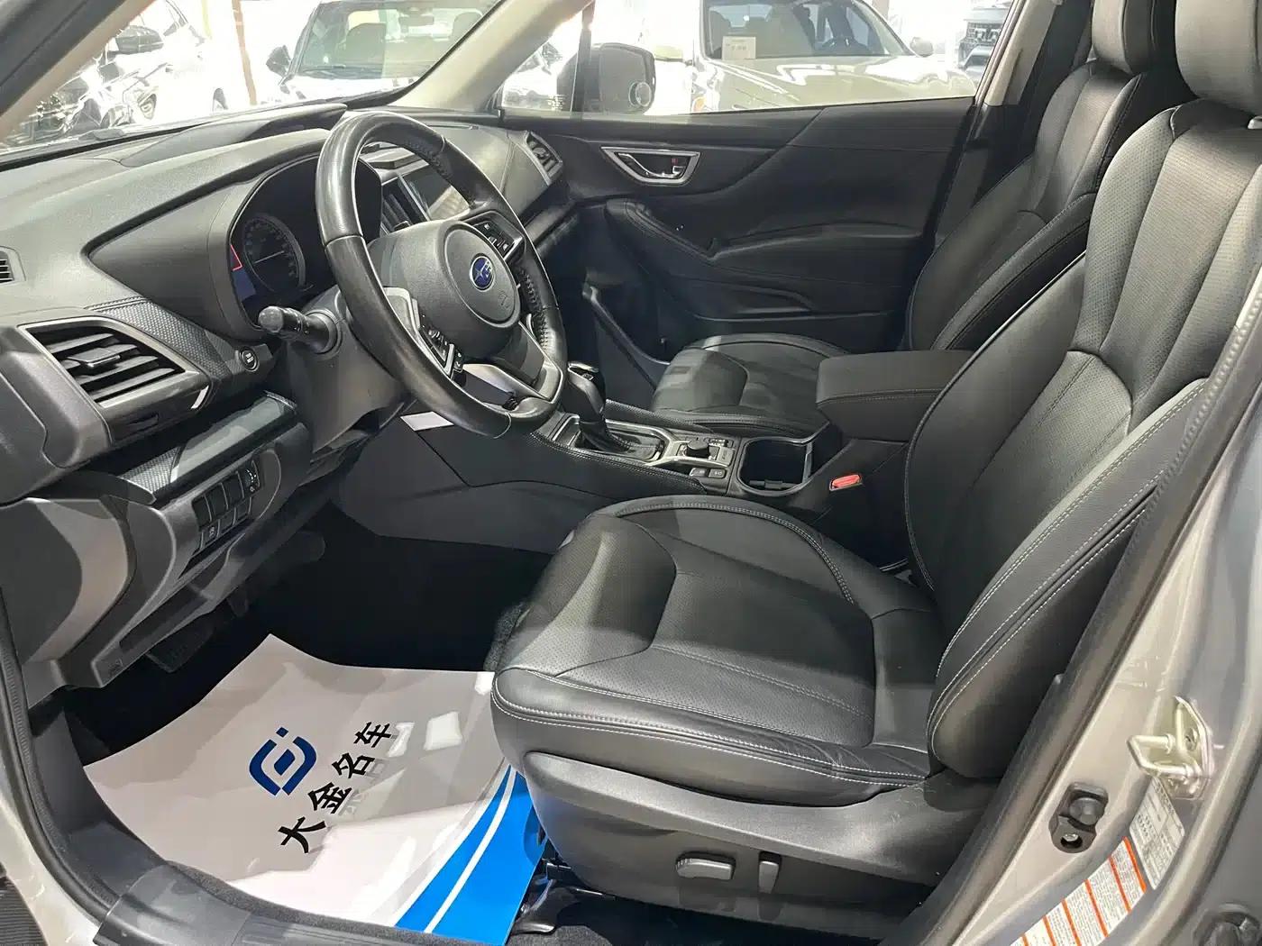 Forester 2019 2.0i Luxury Edition EyeSight — миниатюра 8