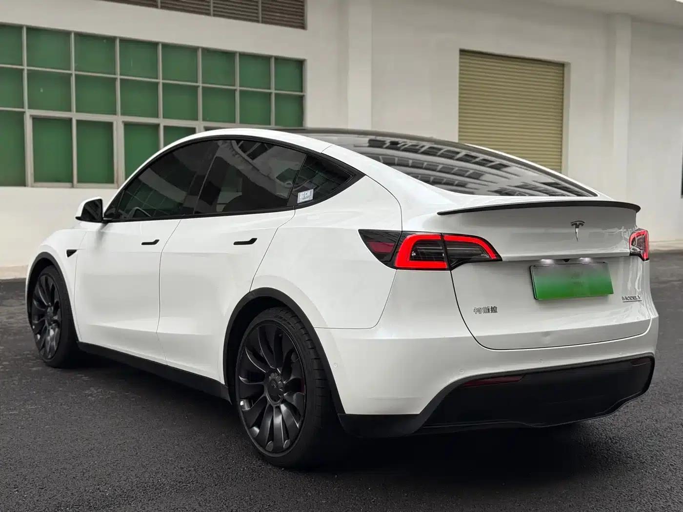 Model Y 2022 Performance All-Wheel Drive — миниатюра 4
