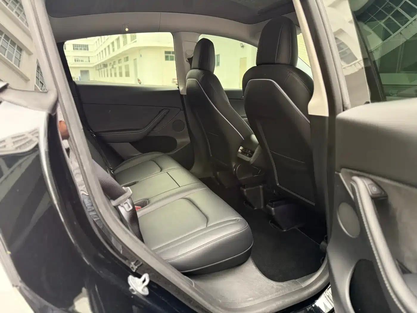 Model Y 2022 Performance All-Wheel Drive — миниатюра 10