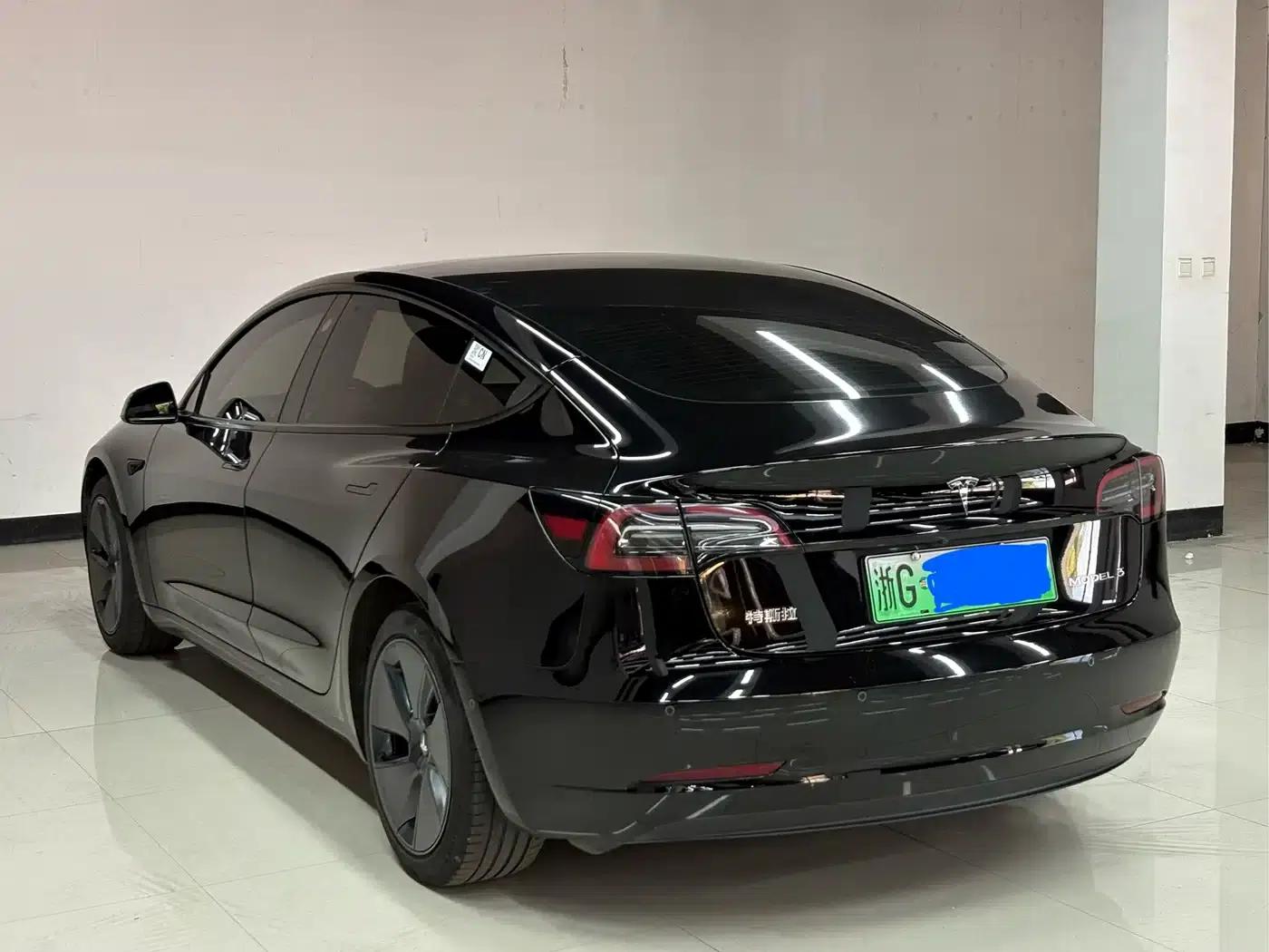 Model 3 2022 Rear-Wheel Drive — миниатюра 5