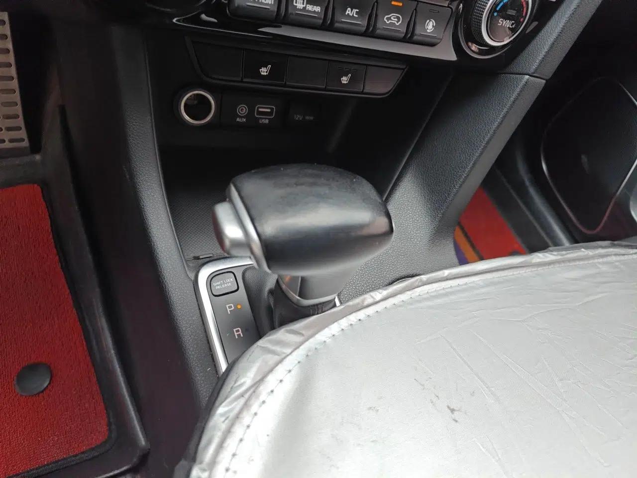 Kia KX5 2016 1.6T Automatic Two-Wheel Drive DLX — миниатюра 14