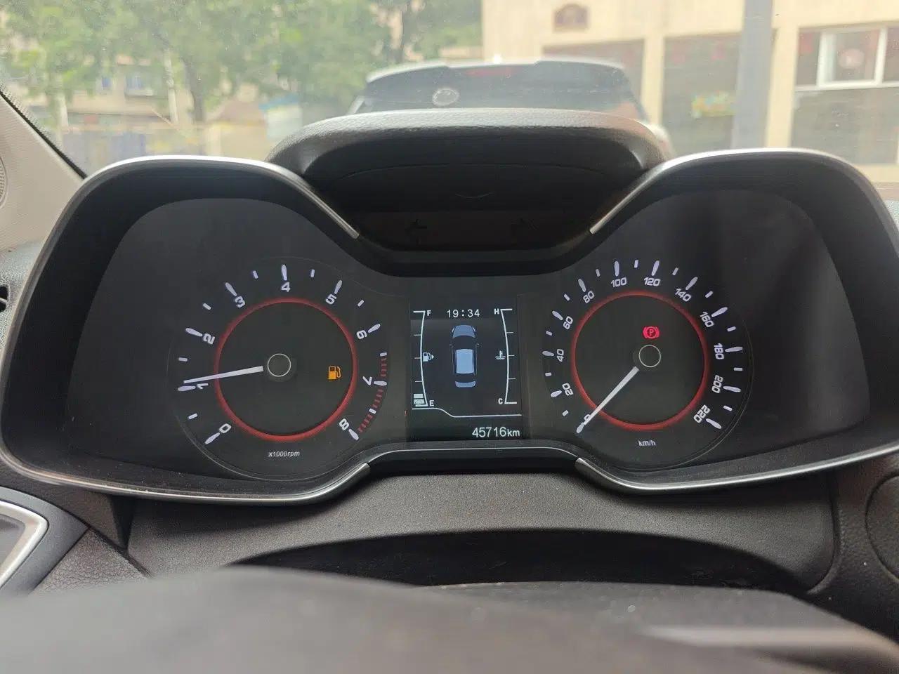 Chery Arrizo 5 2017 1.5L Manual Luxury Edition — миниатюра 11
