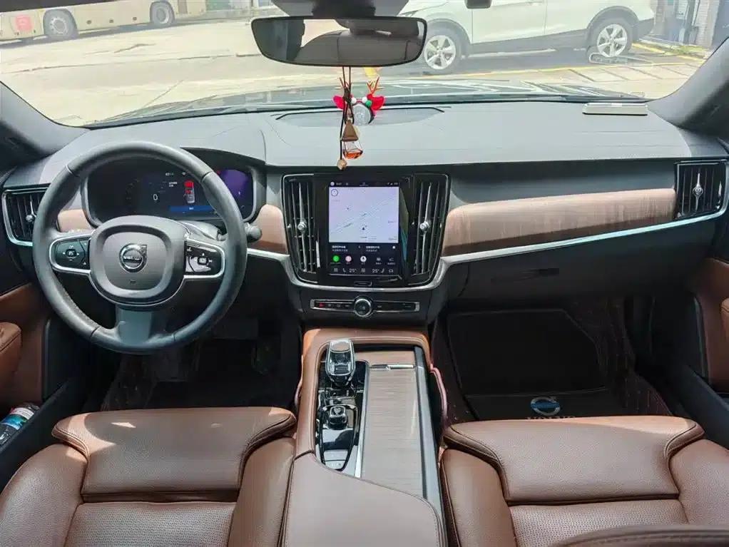 2023 Volvo S90 B5 Inscription Luxury Edition — миниатюра 17