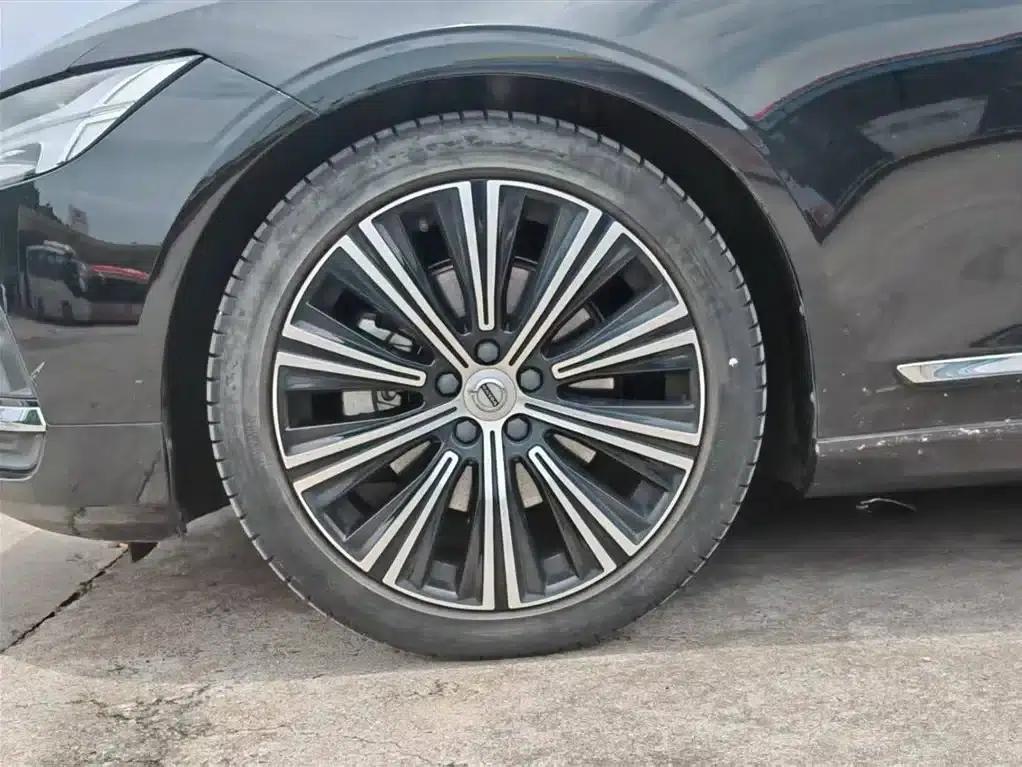 2023 Volvo S90 B5 Inscription Luxury Edition — миниатюра 6