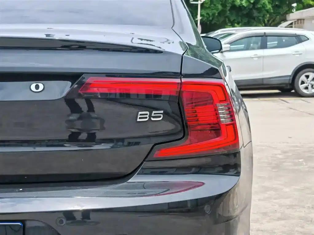 2023 Volvo S90 B5 Inscription Luxury Edition — миниатюра 9