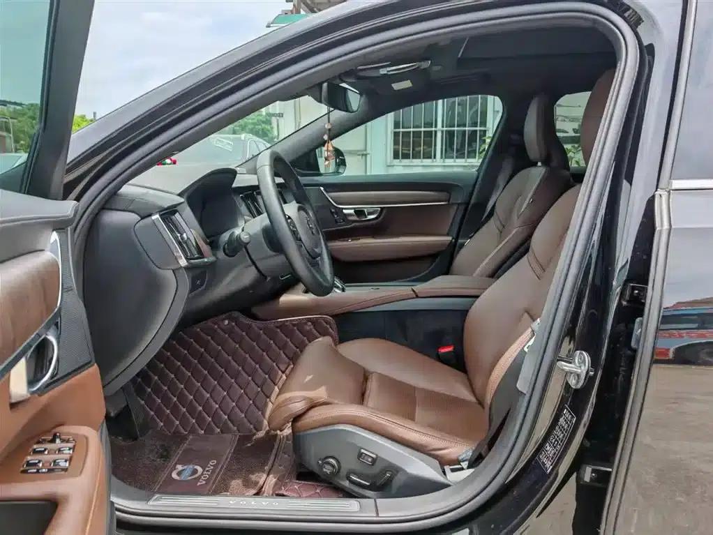 2023 Volvo S90 B5 Inscription Luxury Edition — миниатюра 10