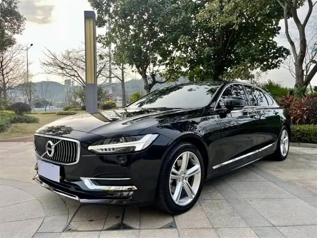2020 Volvo S90 T5 Inscription Luxury Edition — миниатюра 1