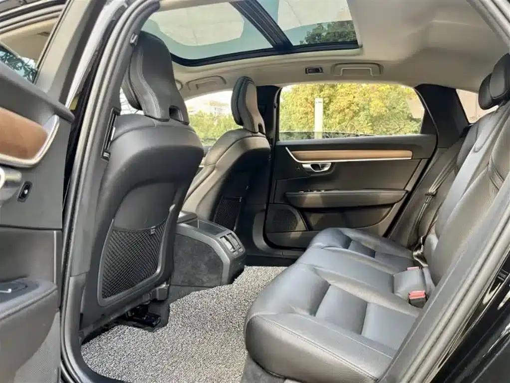 2020 Volvo S90 T5 Inscription Luxury Edition — миниатюра 6