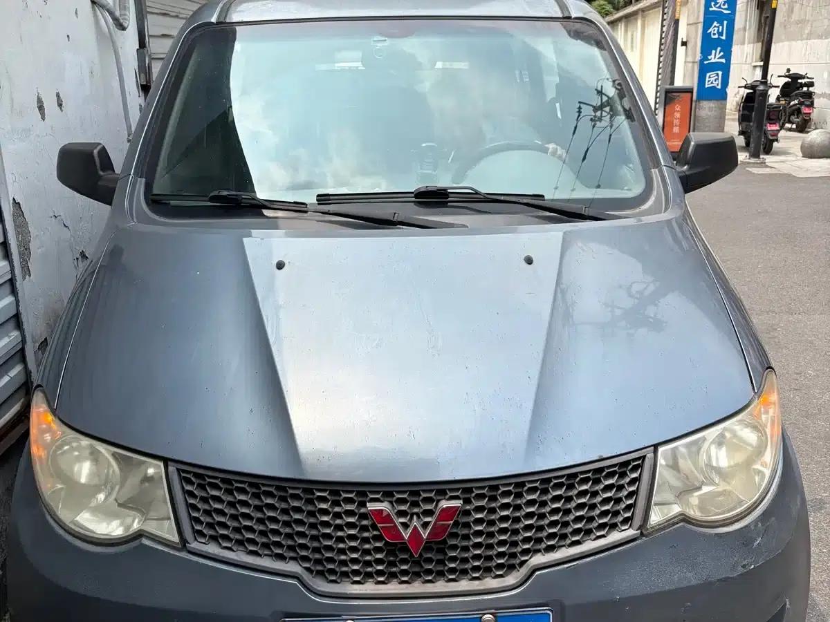 Wuling Hongguang 2013 1.5L Basic Model — миниатюра 1