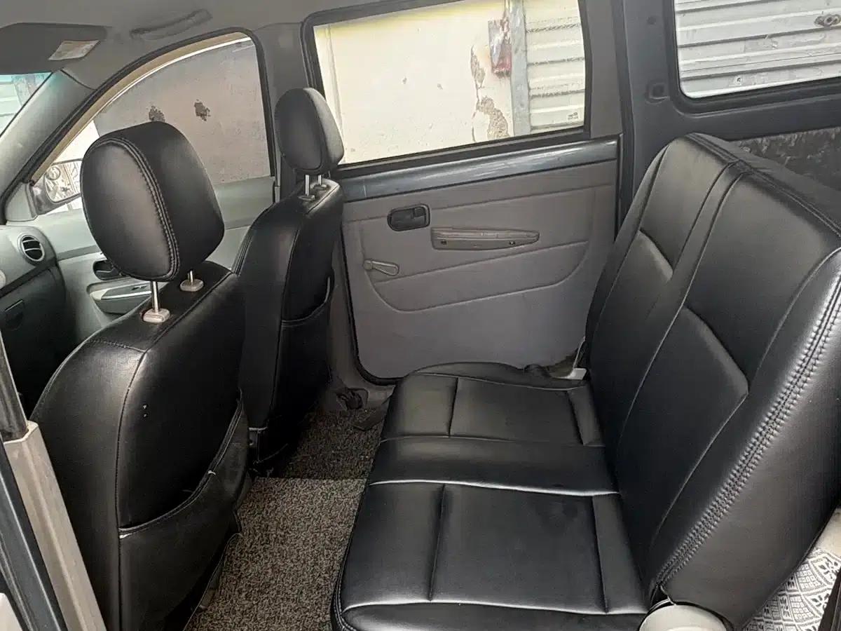 Wuling Hongguang 2013 1.5L Basic Model — миниатюра 6