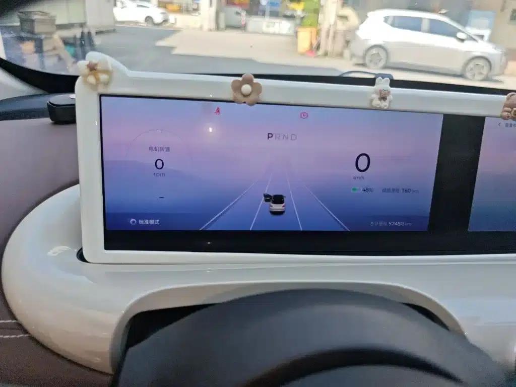Wuling Bingo 2023 Model, 333km Range, Lingxi Connected Edition — миниатюра 4