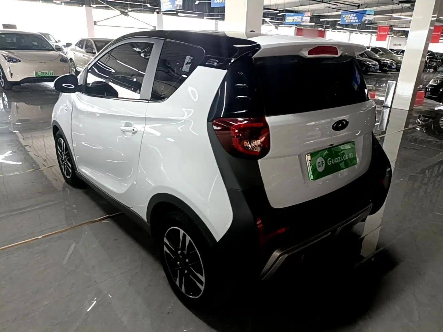 Chery QQ Little Ant 2022 Sweet Pink Edition Half-Sugar Version 3-Cell Lithium 30kW 301km — миниатюра 4