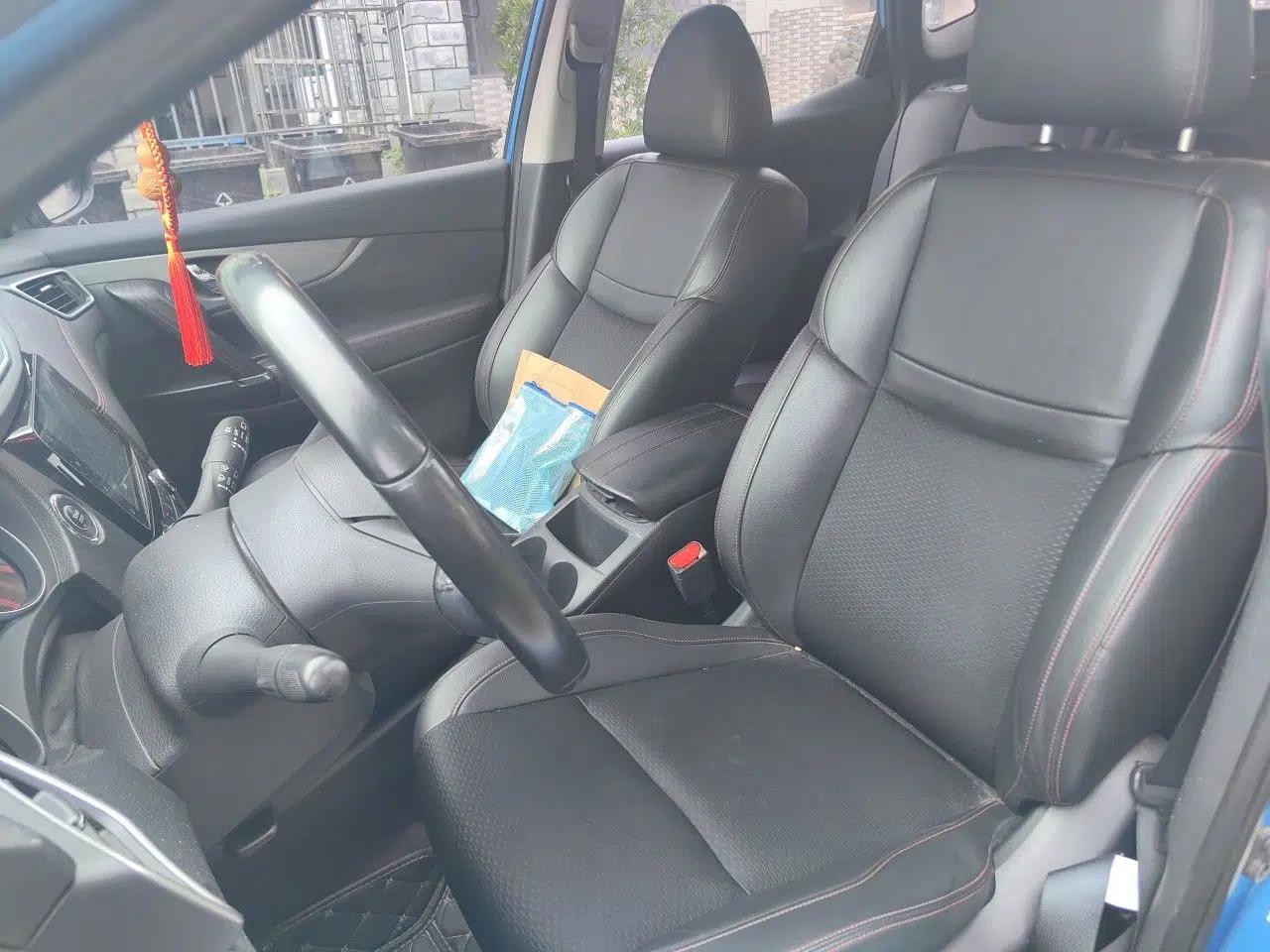 Nissan Qashqai 2019 2.0L CVT Luxury Edition — миниатюра 15