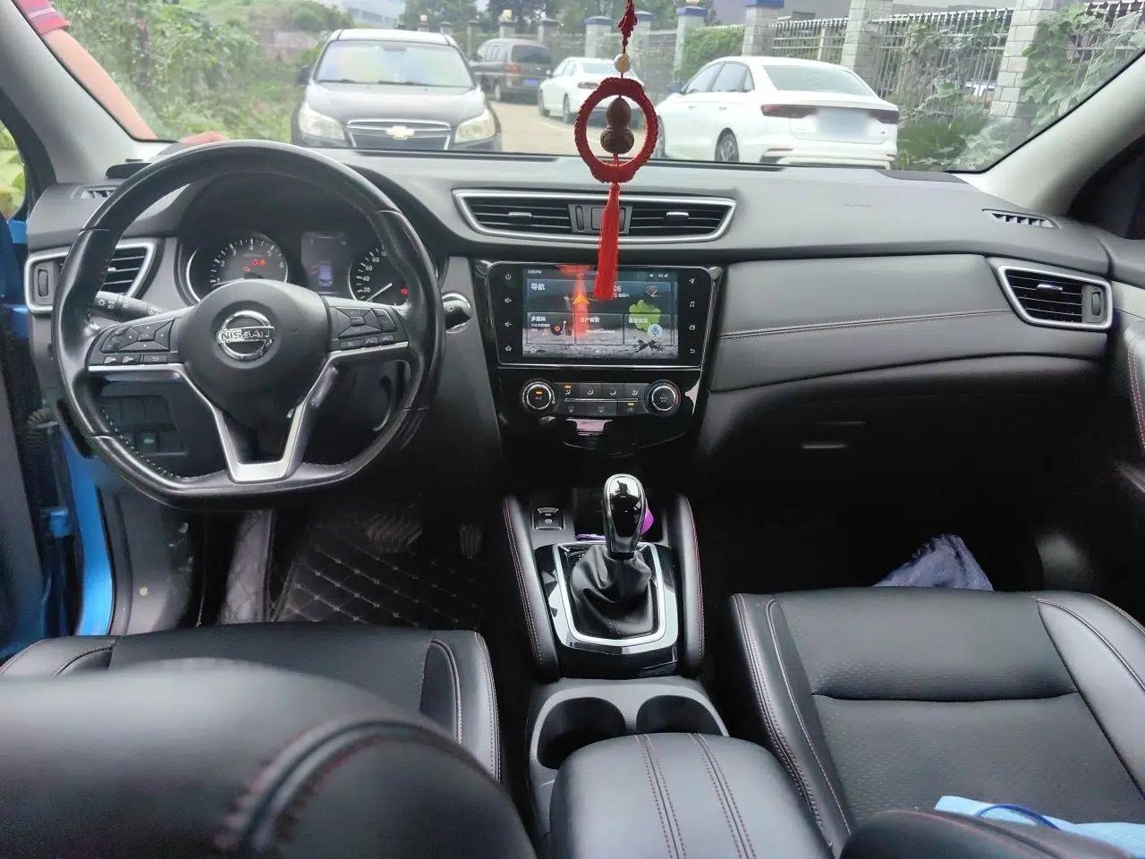 Nissan Qashqai 2019 2.0L CVT Luxury Edition — миниатюра 9