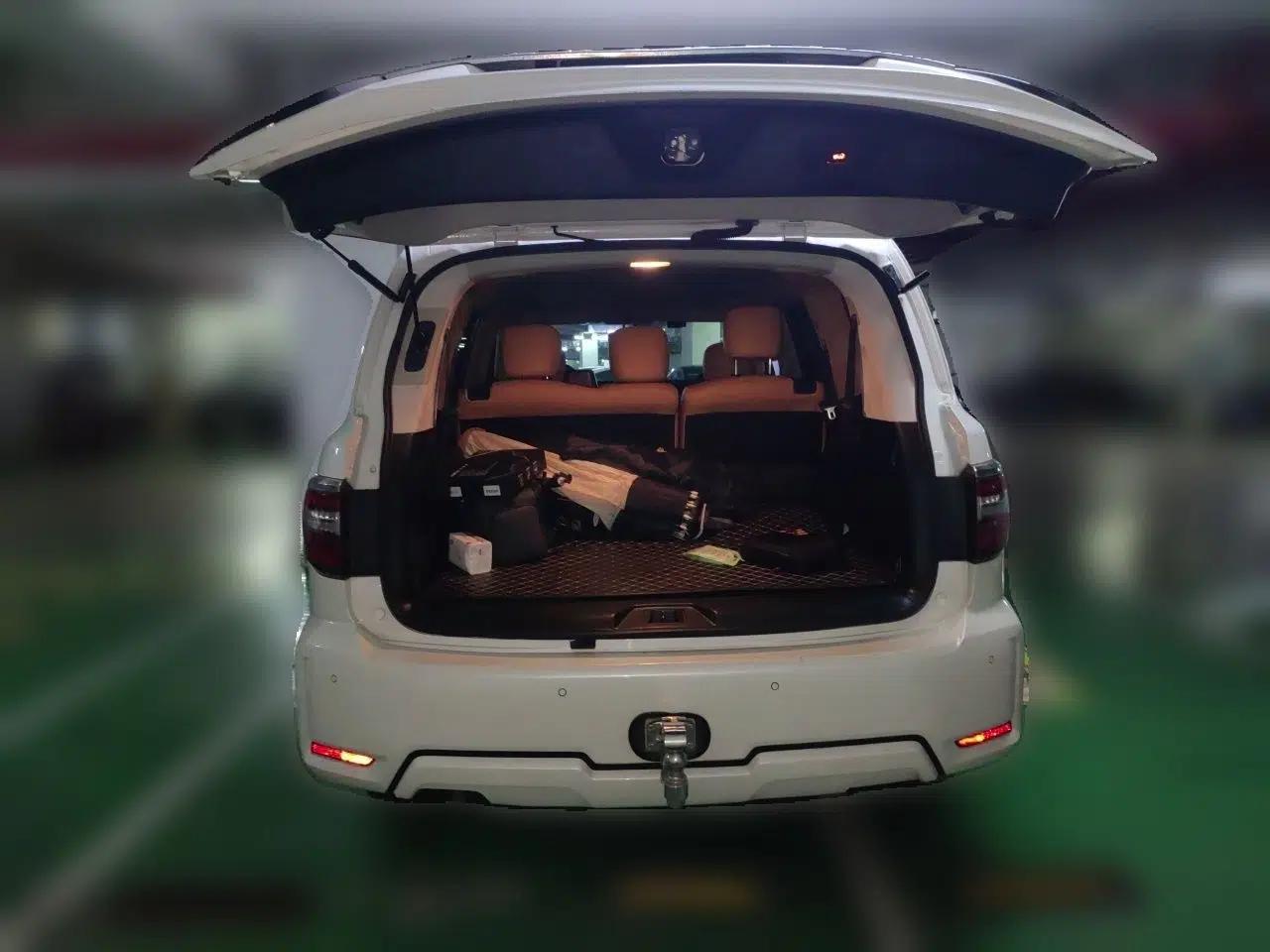Nissan Patrol Nissan Patrol 4.0 Automatic, Parallel Import — миниатюра 19