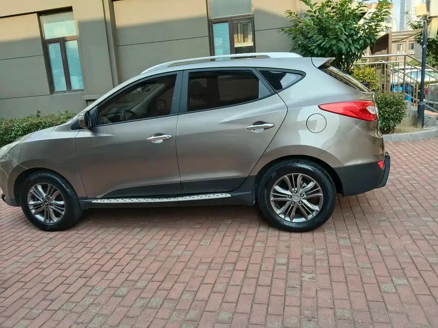 Beijing Hyundai ix35 2013 2.0L Automatic 2WD Smart GLS (National IV Emission Standard) — миниатюра 3