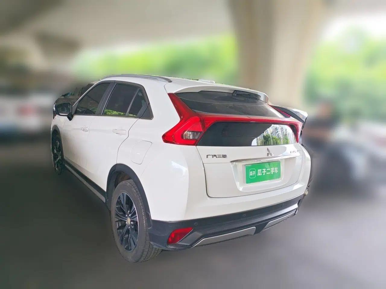 Mitsubishi Eclipse Cross 2021 1.5T CVT Two-Wheel Drive Dream Edition — миниатюра 4