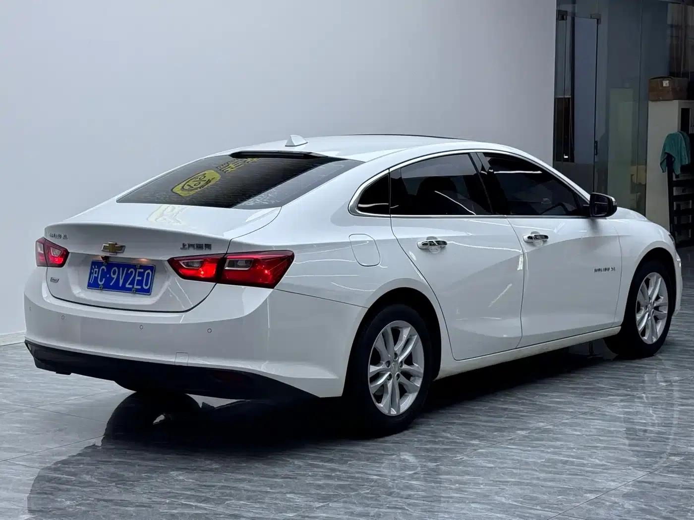 2017 Chevrolet Malibu XL 1.5T Automatic Elite Edition — миниатюра 3
