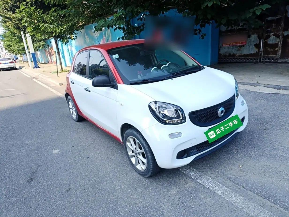 smart forfour 2016 1.0L 52 kW Dynamic Edition — миниатюра 3